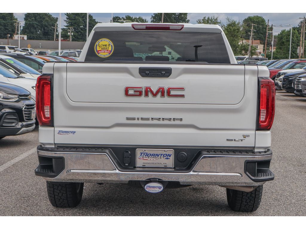 2025 GMC Sierra 1500 SLT