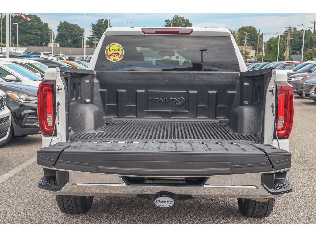2025 GMC Sierra 1500 SLT