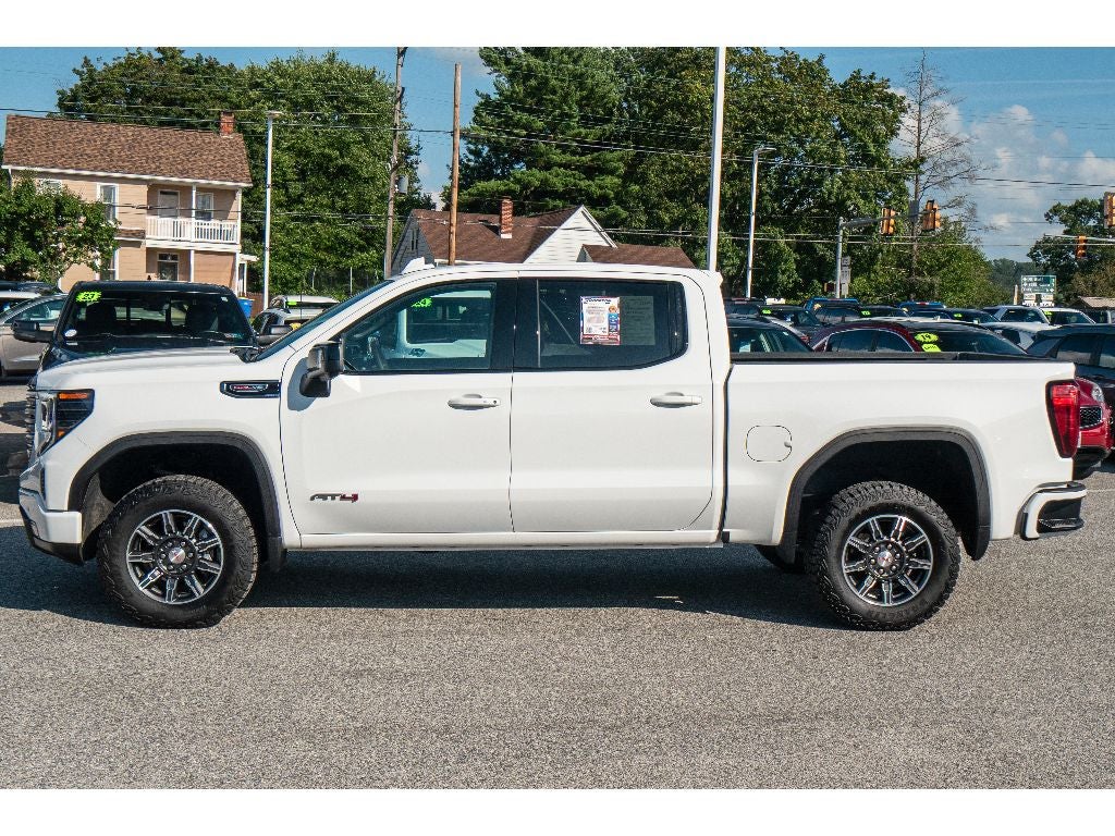 2025 GMC Sierra 1500 AT4
