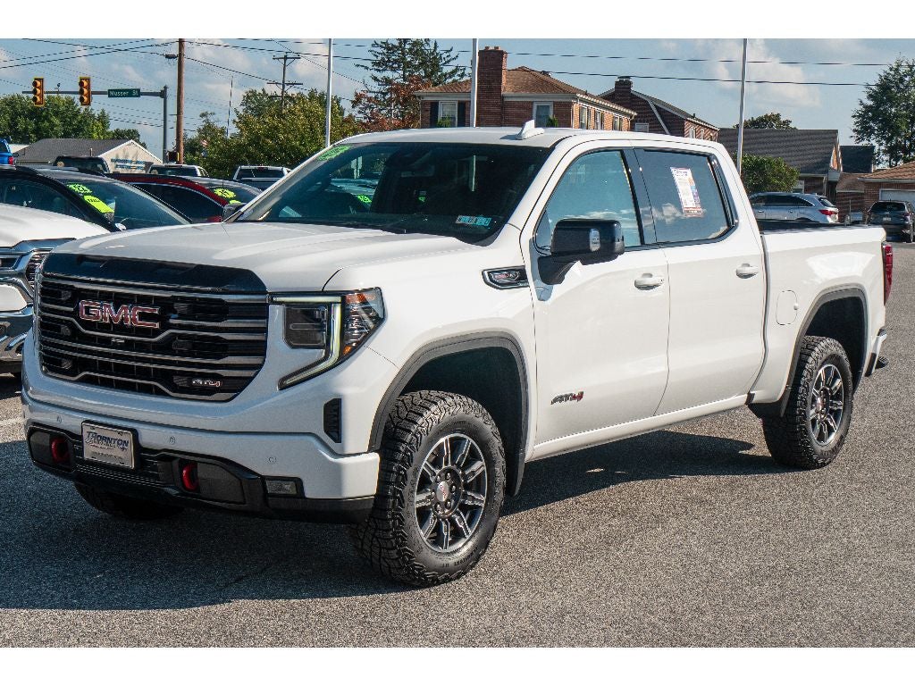 2025 GMC Sierra 1500 AT4