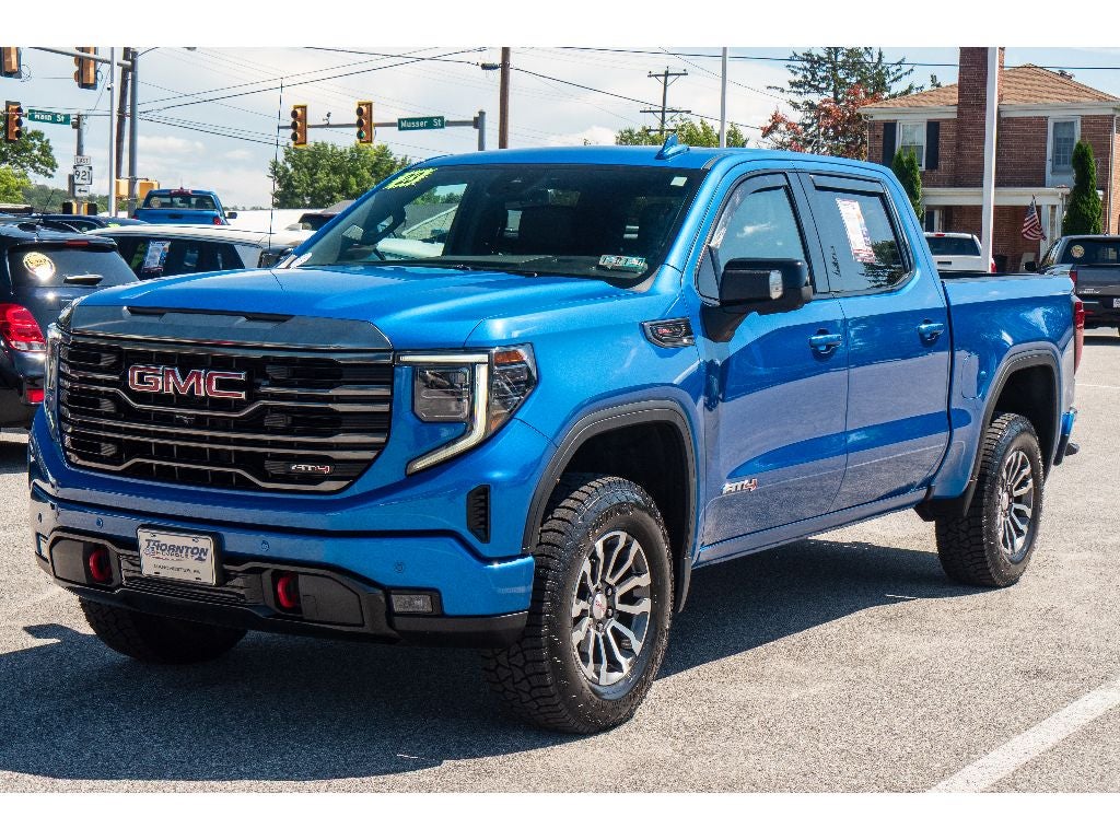 2023 GMC Sierra 1500 AT4