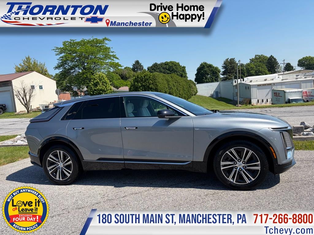 2024 Cadillac Lyriq Luxury 3 AWD's photo