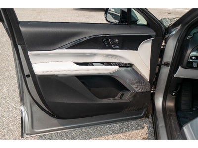 2024 Cadillac LYRIQ Luxury 3