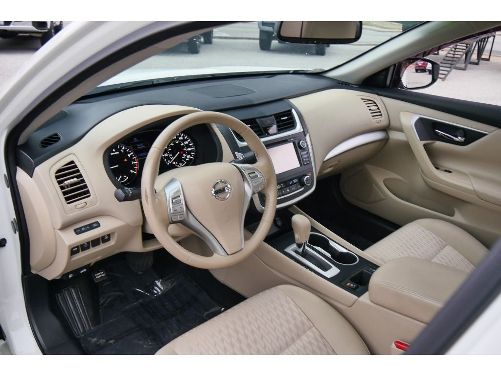 2017 Nissan Altima 2.5 SV