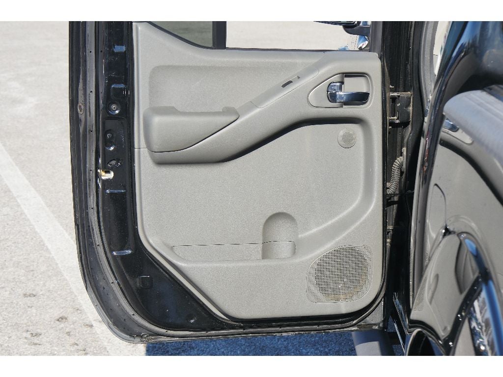 2011 Nissan Frontier SL