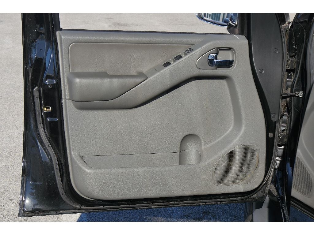 2011 Nissan Frontier SL