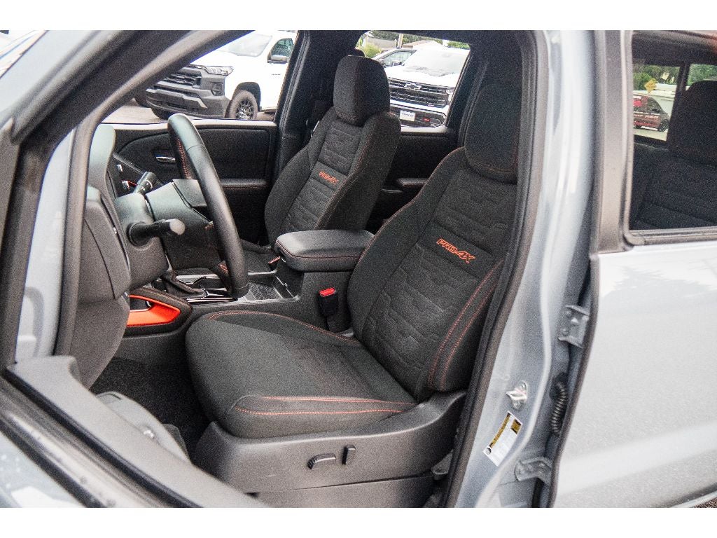 2023 Nissan Frontier Crew Cab PRO-4X 4x4