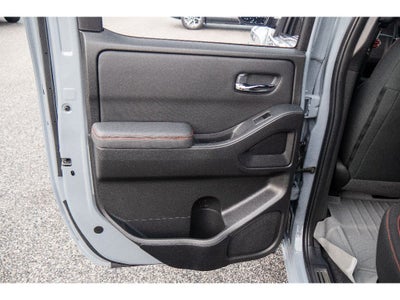 2023 Nissan Frontier Crew Cab PRO-4X 4x4