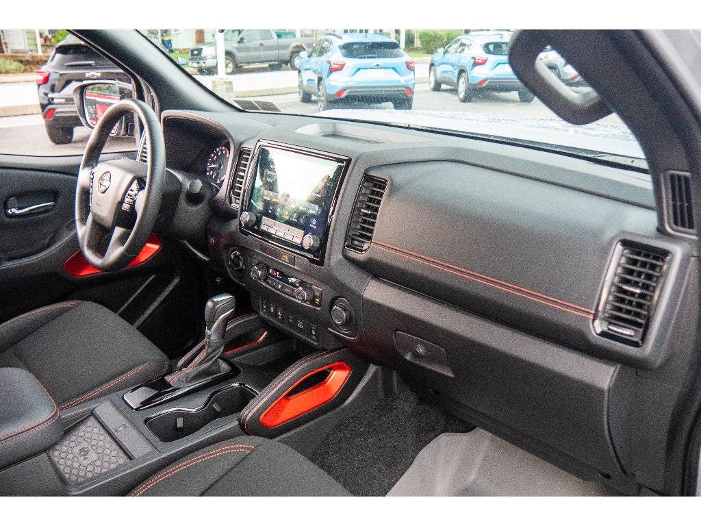 2023 Nissan Frontier Crew Cab PRO-4X 4x4