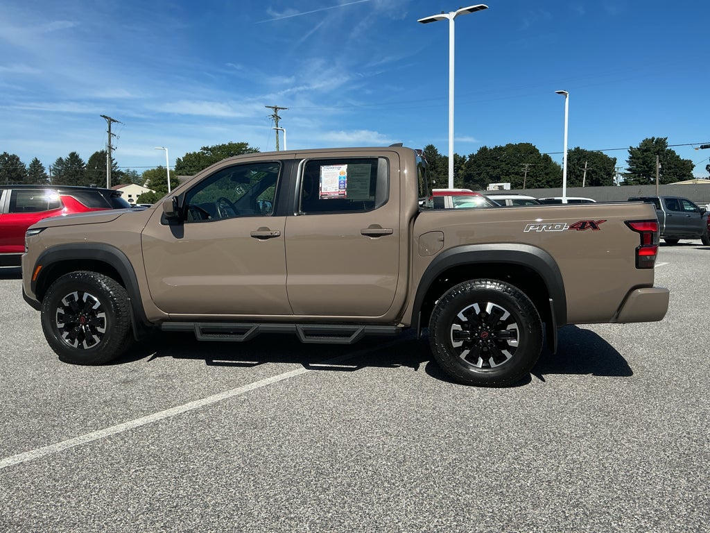 2024 Nissan Frontier Crew Cab PRO-4X 4x4