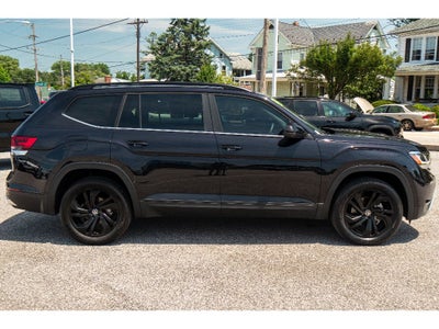 2022 Volkswagen Atlas 3.6L V6 SE w/Technology
