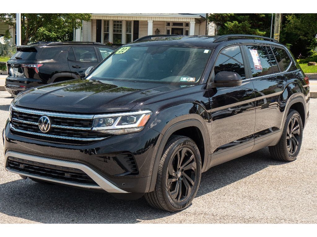 2022 Volkswagen Atlas 3.6L V6 SE w/Technology