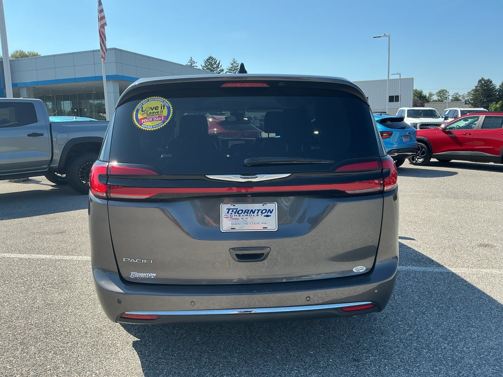 2023 Chrysler Pacifica Touring L
