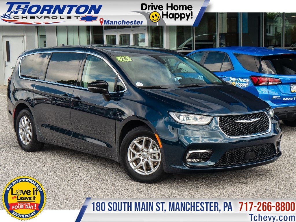 2024 Chrysler Pacifica Touring L