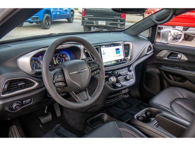 2022 Chrysler Pacifica Touring L AWD