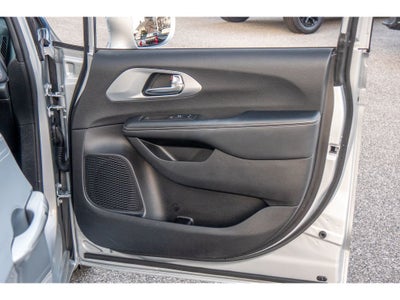 2022 Chrysler Pacifica Touring L AWD