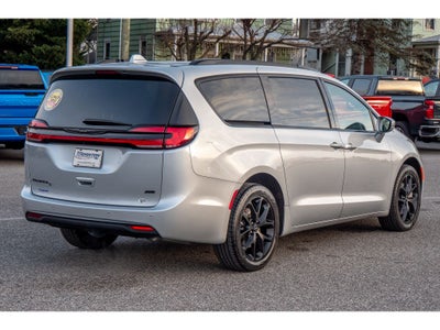 2022 Chrysler Pacifica Touring L AWD