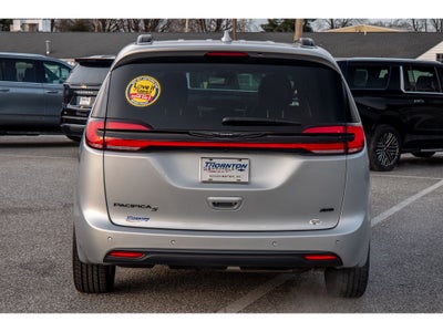2022 Chrysler Pacifica Touring L AWD
