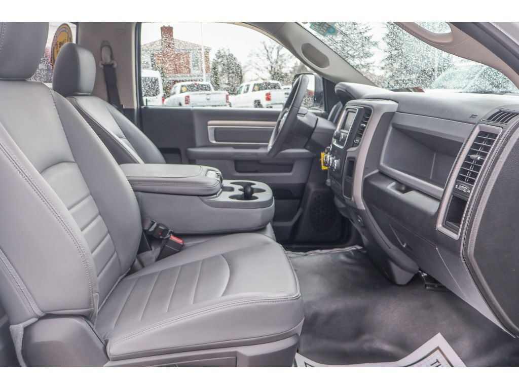 2019 RAM 1500 Classic Tradesman Regular Cab 4x4 8' Box