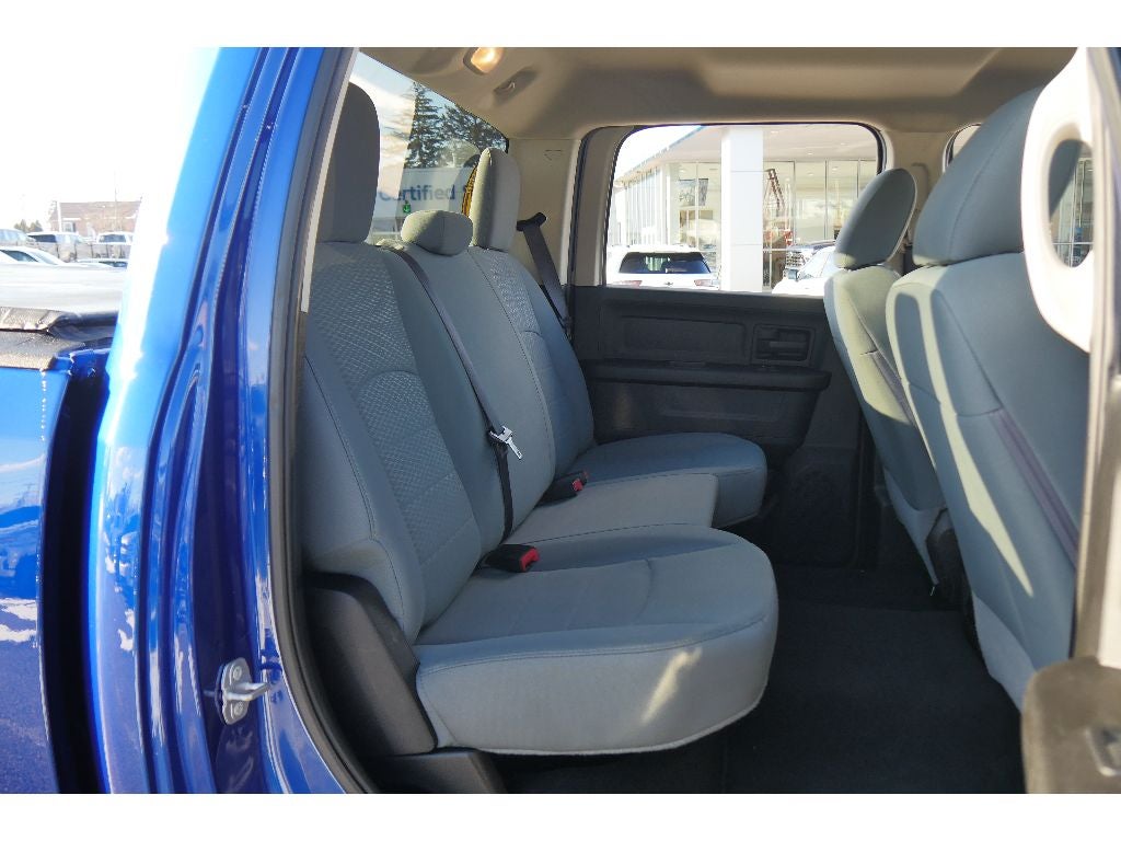 2018 RAM 2500 Tradesman Crew Cab 4x4 6'4" Box