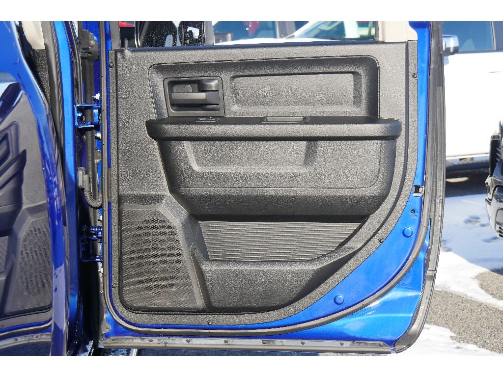 2018 RAM 2500 Tradesman Crew Cab 4x4 6'4" Box