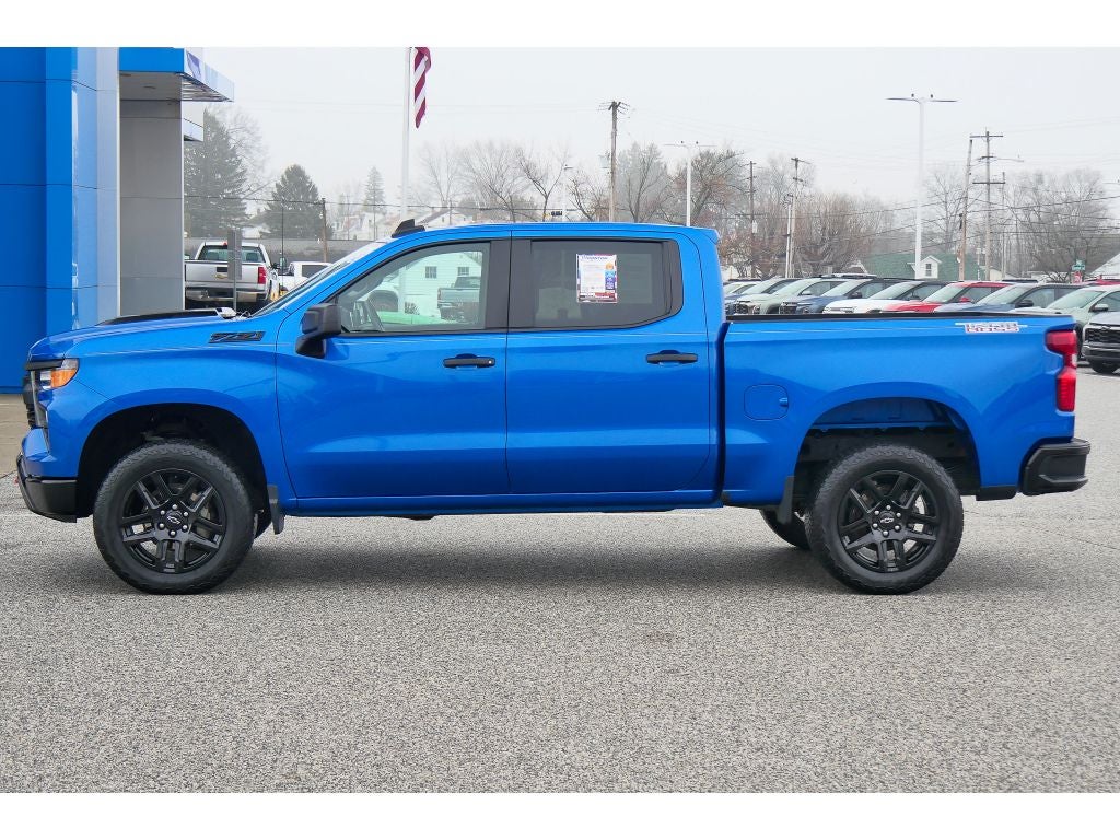 2023 Chevrolet Silverado 1500 Custom Trail Boss