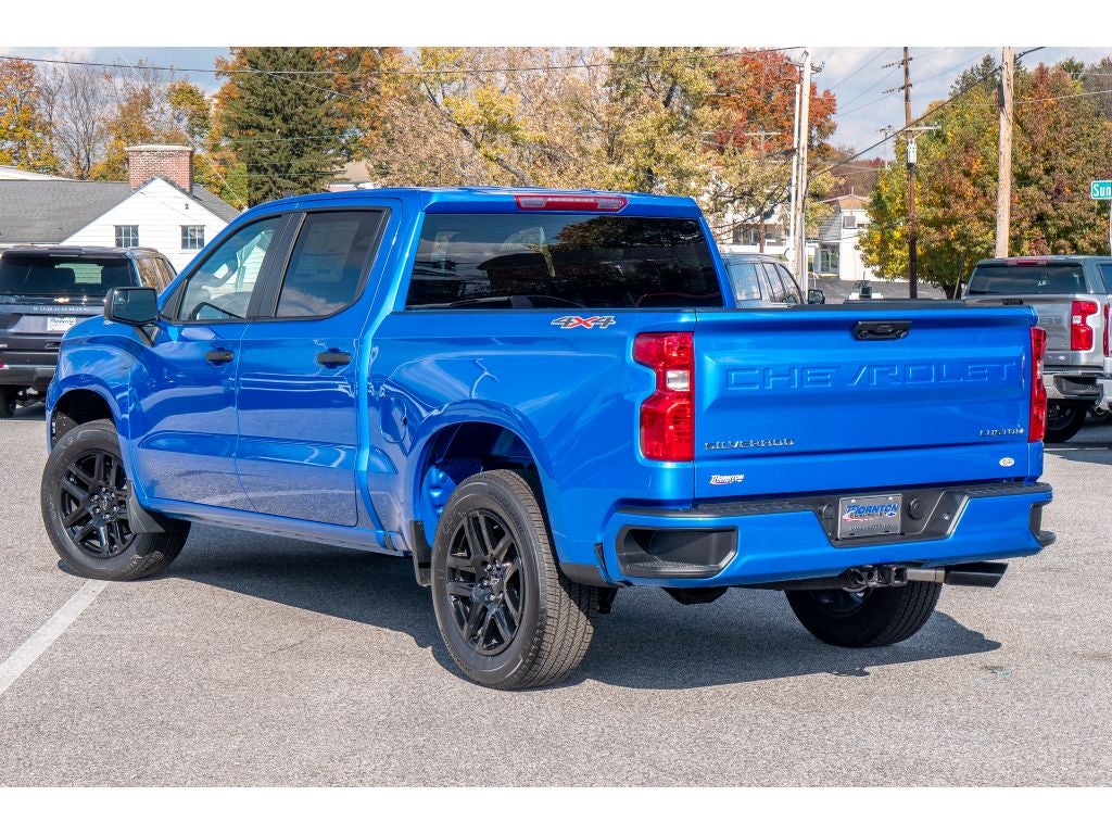 2025 Chevrolet Silverado 1500 Custom