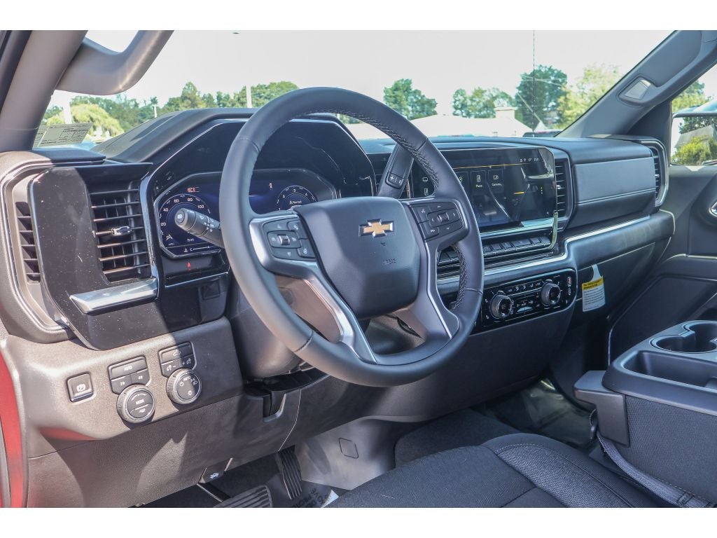 2025 Chevrolet Silverado 1500 LT (2FL)