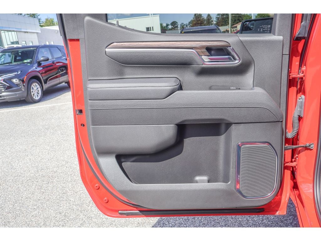 2025 Chevrolet Silverado 1500 LT (2FL)