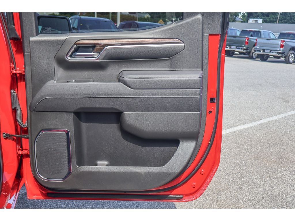 2025 Chevrolet Silverado 1500 LT (2FL)