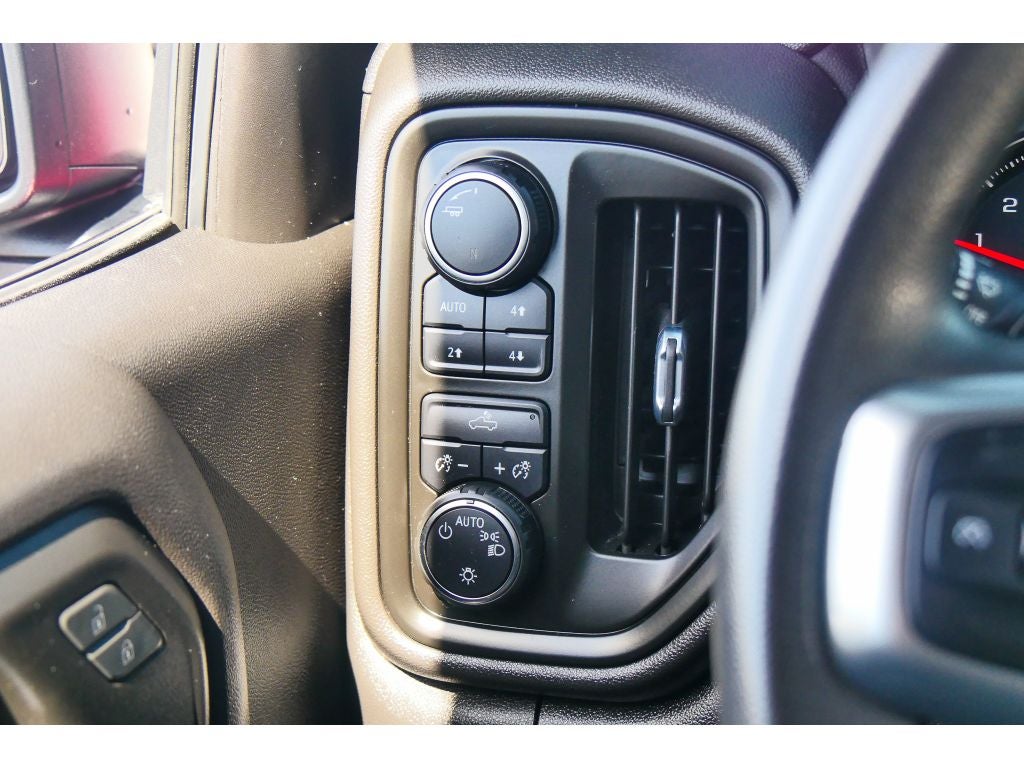 2022 Chevrolet Silverado 1500 LTD Custom Trail Boss