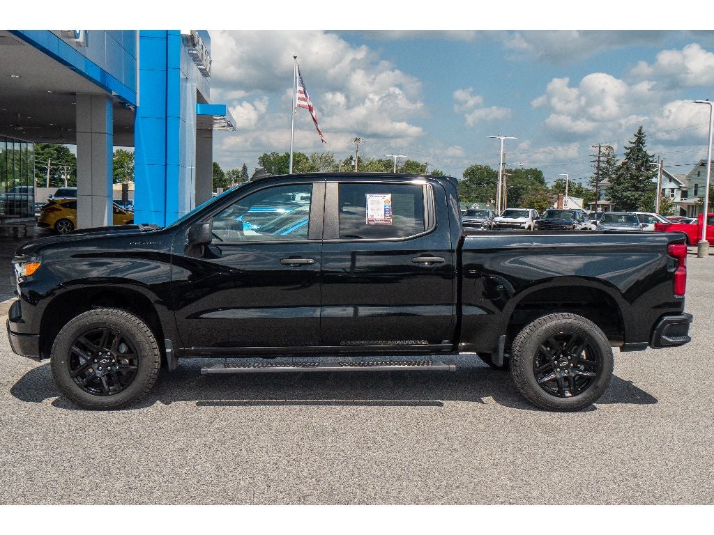 2023 Chevrolet Silverado 1500 Custom Trail Boss