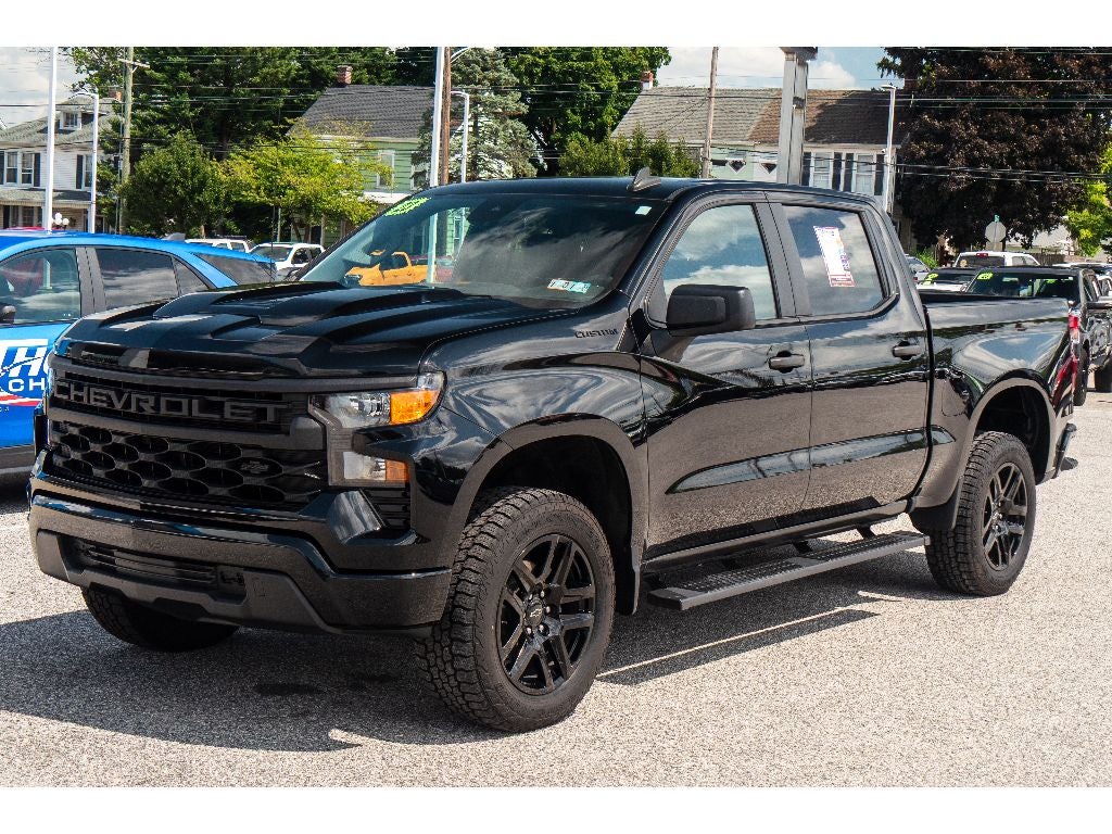 2023 Chevrolet Silverado 1500 Custom Trail Boss