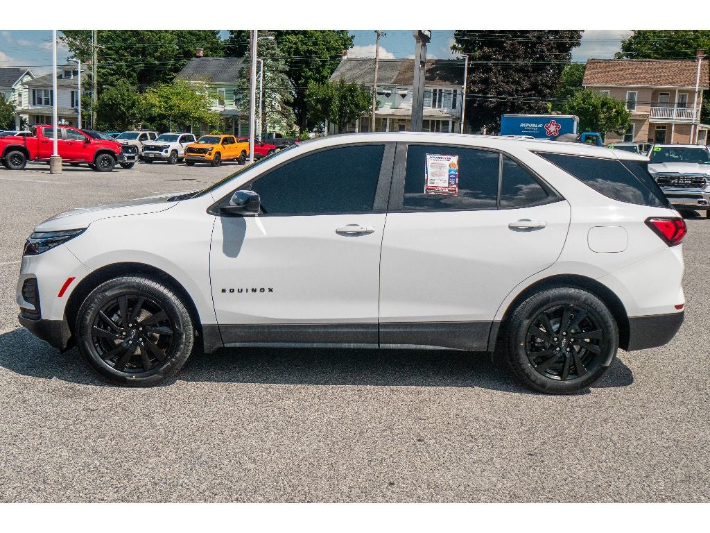 2023 Chevrolet Equinox LS