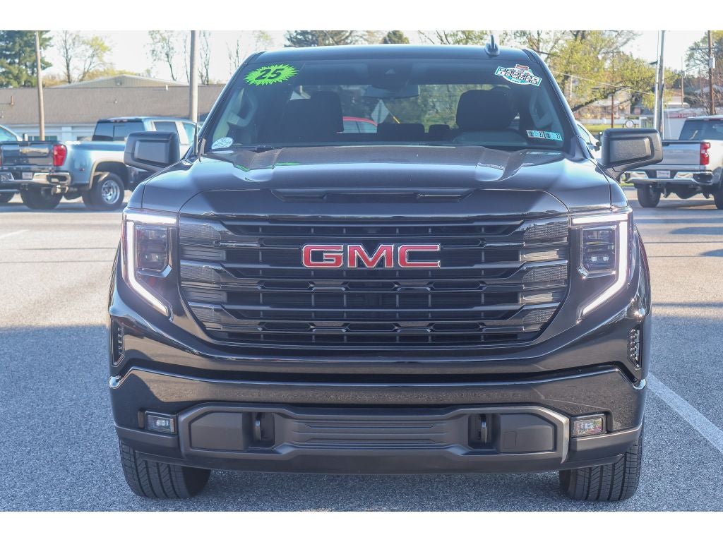 2025 GMC Sierra 1500 Elevation