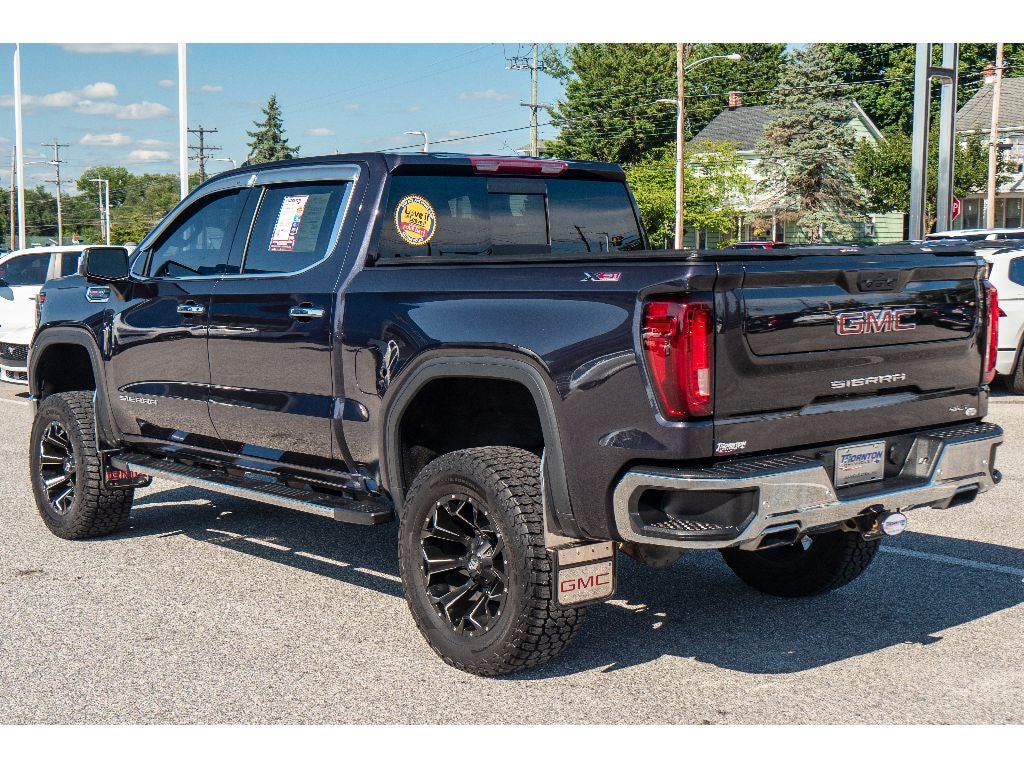 2022 GMC Sierra 1500 SLT