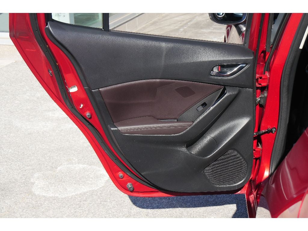 2018 Mazda Mazda3 Hatchback Touring