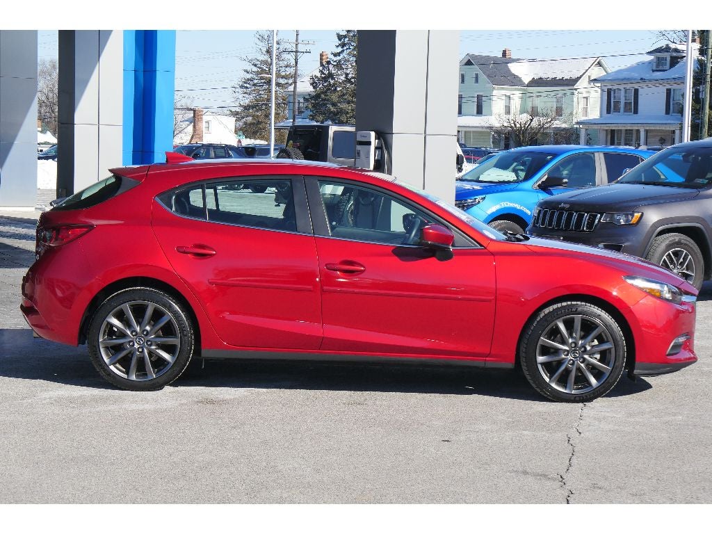 2018 Mazda Mazda3 Hatchback Touring