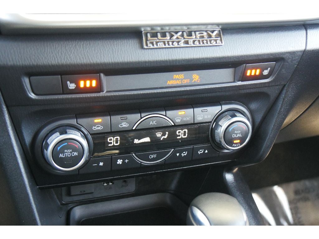 2018 Mazda Mazda3 Hatchback Touring