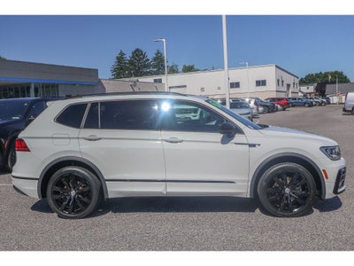 2021 Volkswagen Tiguan 2.0T SE R-Line Black