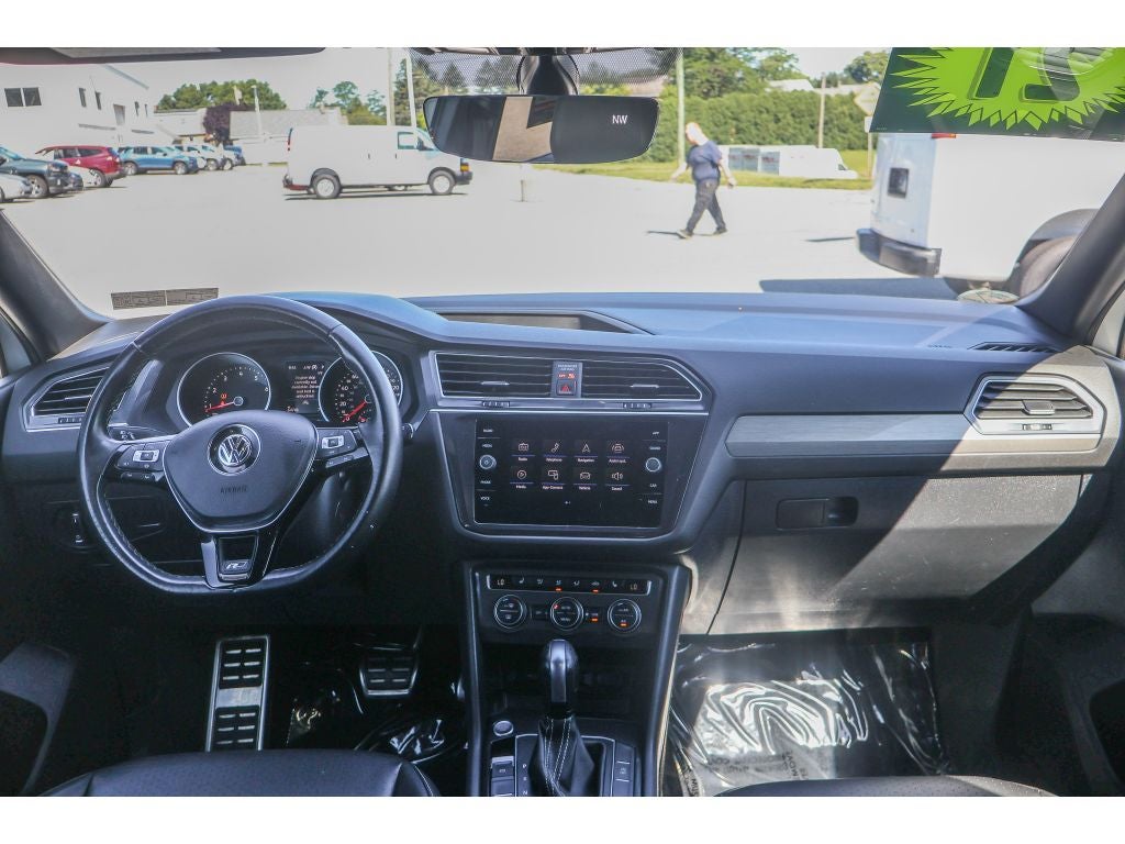 2021 Volkswagen Tiguan 2.0T SE R-Line Black