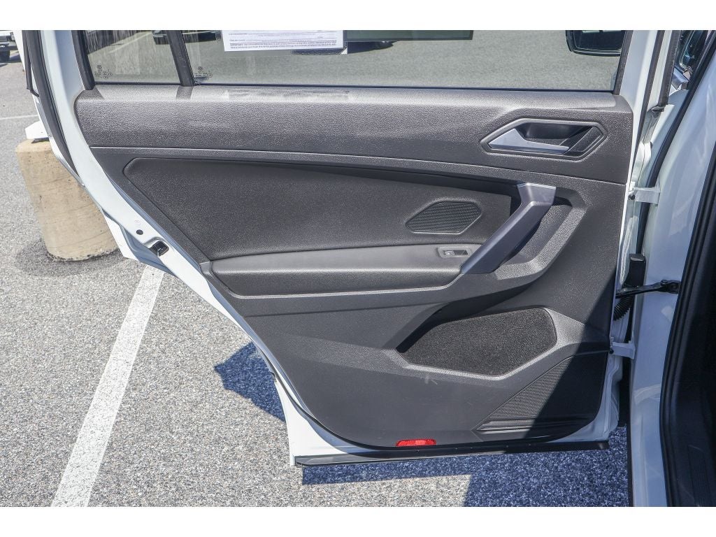 2021 Volkswagen Tiguan 2.0T SE R-Line Black
