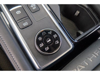 2023 Nissan Pathfinder SL 4WD