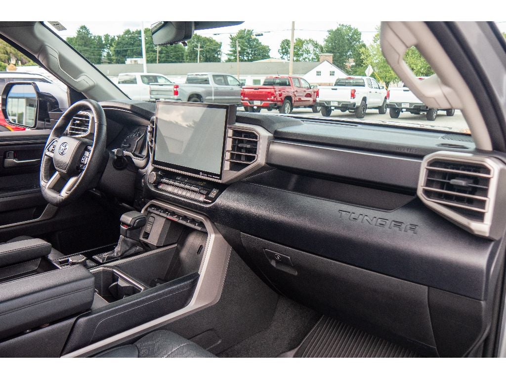 2022 Toyota Tundra SR5