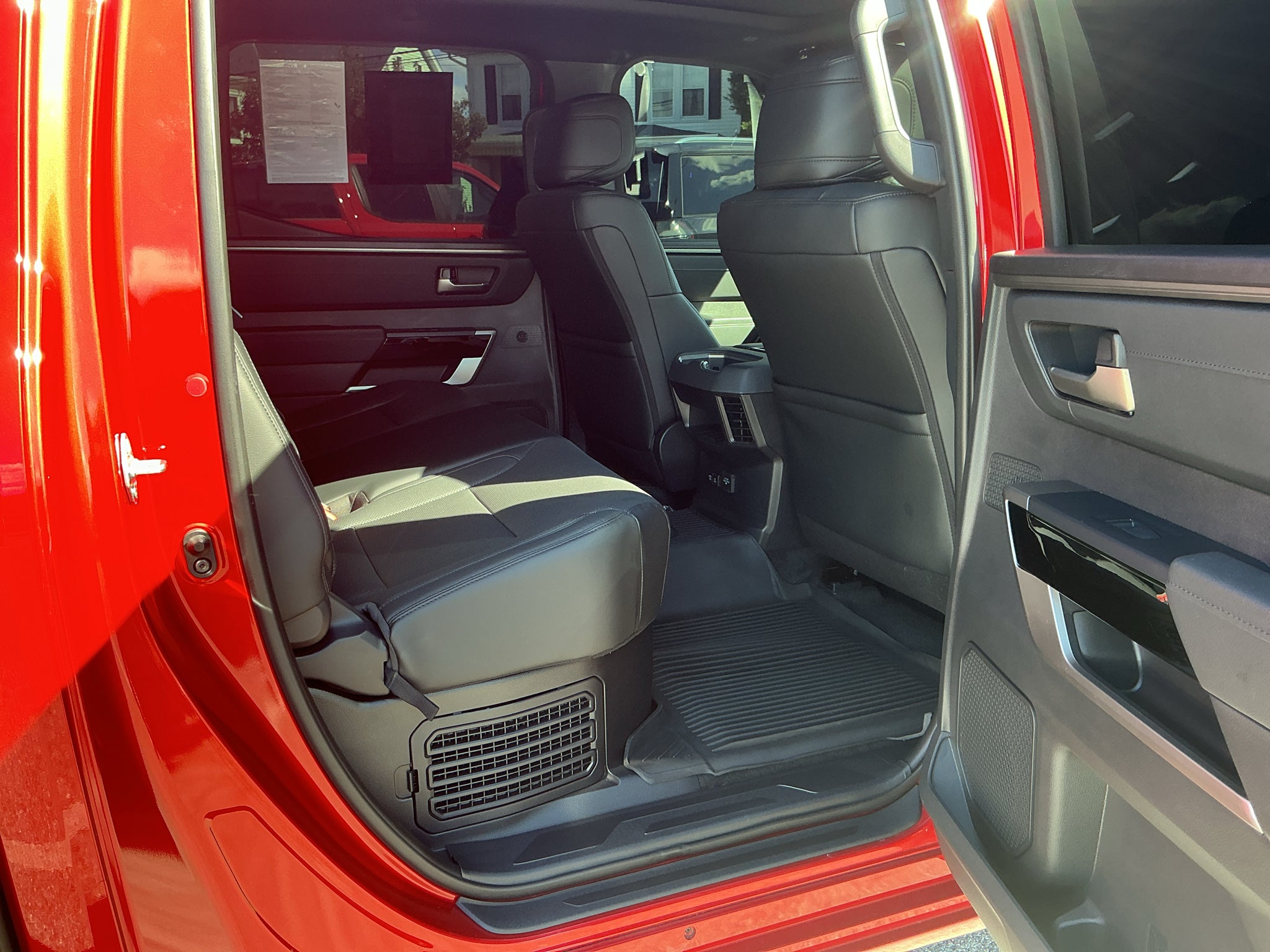 2025 Toyota Tundra Hybrid Limited CrewMax 6.4' Bed