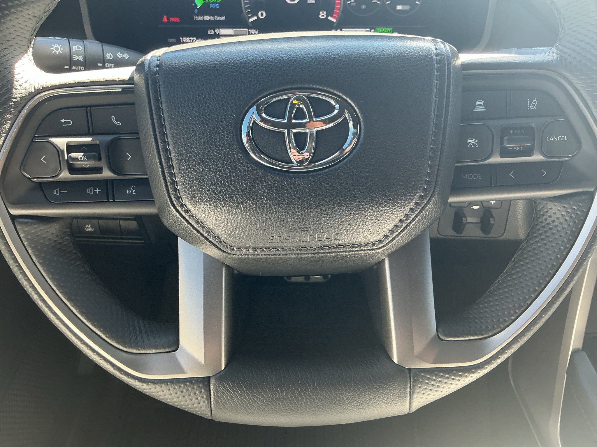 2025 Toyota Tundra Hybrid Limited CrewMax 6.4' Bed