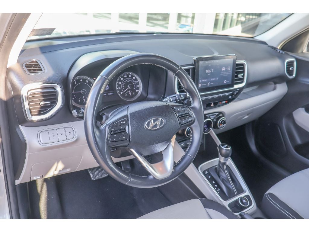 2022 Hyundai Venue SEL