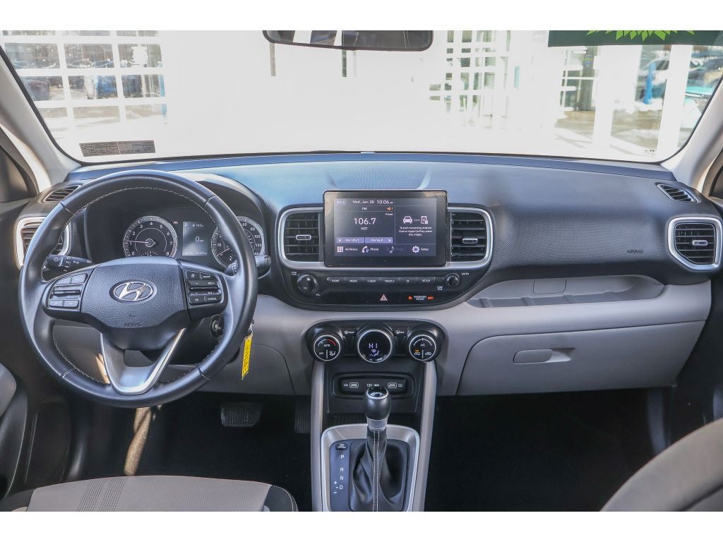 2022 Hyundai Venue SEL