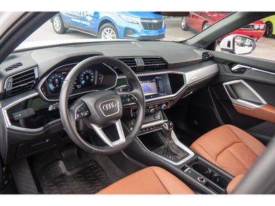 2022 Audi Q3 Premium 40 TFSI quattro Tiptronic