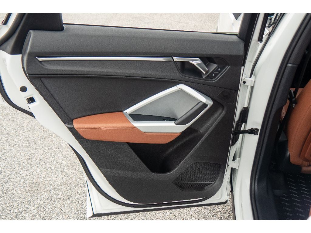 2022 Audi Q3 Premium 40 TFSI quattro Tiptronic